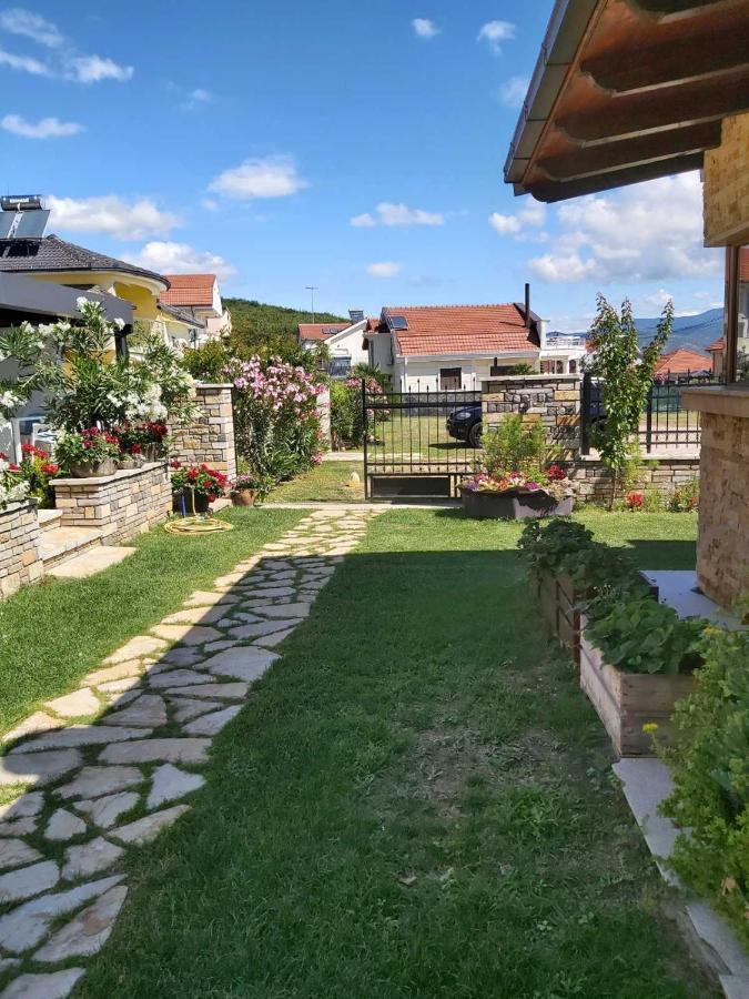 Apartments And Villas Janev Dojran Eksteriør bilde