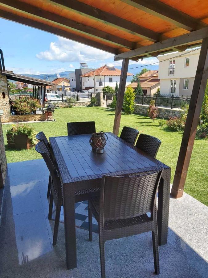Apartments And Villas Janev Dojran Eksteriør bilde