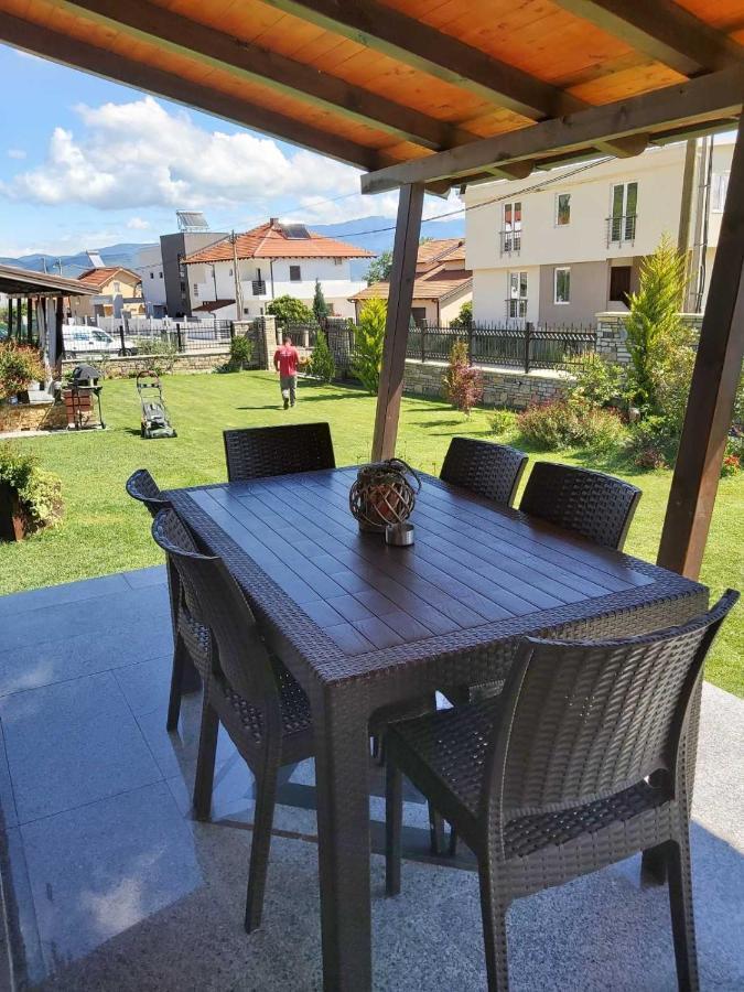 Apartments And Villas Janev Dojran Eksteriør bilde