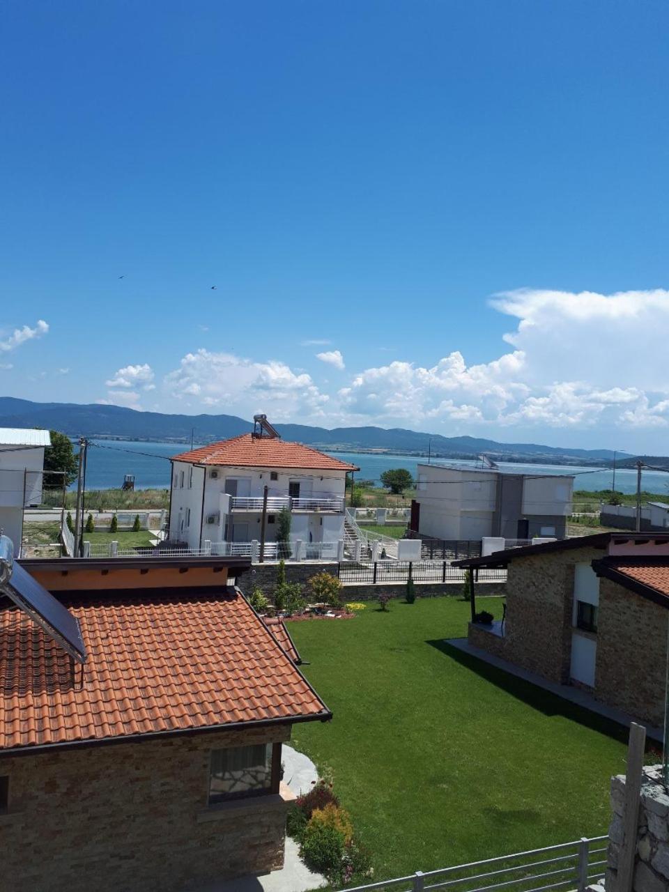 Apartments And Villas Janev Dojran Eksteriør bilde