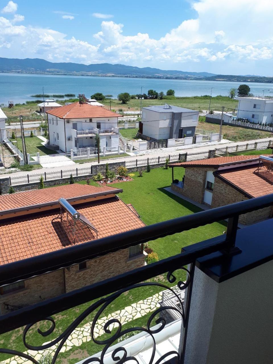Apartments And Villas Janev Dojran Eksteriør bilde